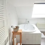 Royal - Geraeumige Mit Balkon Nahe Seepark Und Dortmund! Lünen