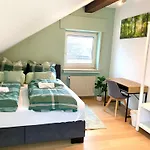 Apartmán Royal - Geraeumige Mit Balkon Nahe Seepark Und Dortmund! Lünen