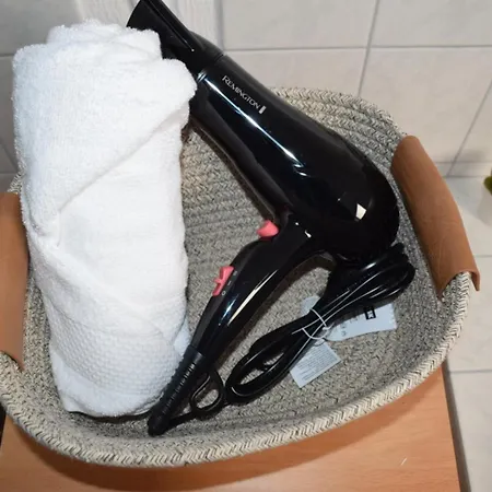 Apartament Royal - Geraeumige Mit Balkon Nahe Seepark Und Dortmund!