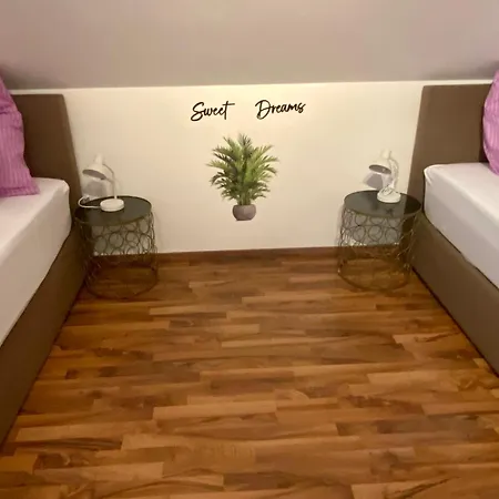 Royal - Geraeumige Mit Balkon Nahe Seepark Und Dortmund! Apartament *