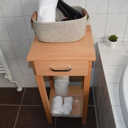 Apartament Royal - Geraeumige Mit Balkon Nahe Seepark Und Dortmund! Lünen