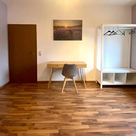Apartament Royal - Geraeumige Mit Balkon Nahe Seepark Und Dortmund!