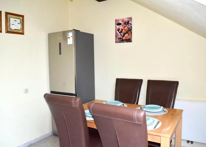 Royal - Geraeumige Mit Balkon Nahe Seepark Und Dortmund! Lünen